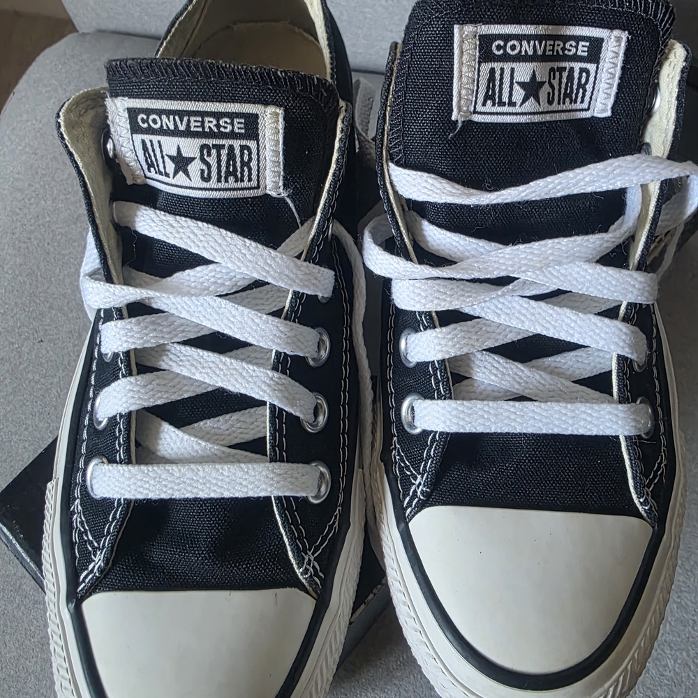Converse Black/White Low Top All Star No photo of size info avail. Faded Shoe - Picture 4 of 6